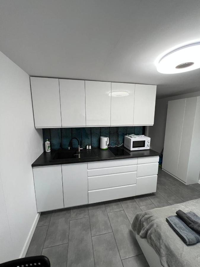 New On Batorego, Metro, Centre , Wi-fi - By Hik Apartamento